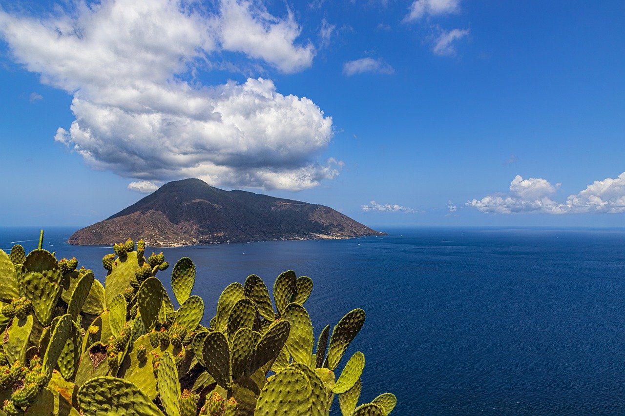 jeanneau liguria sardegna sicilia eolie