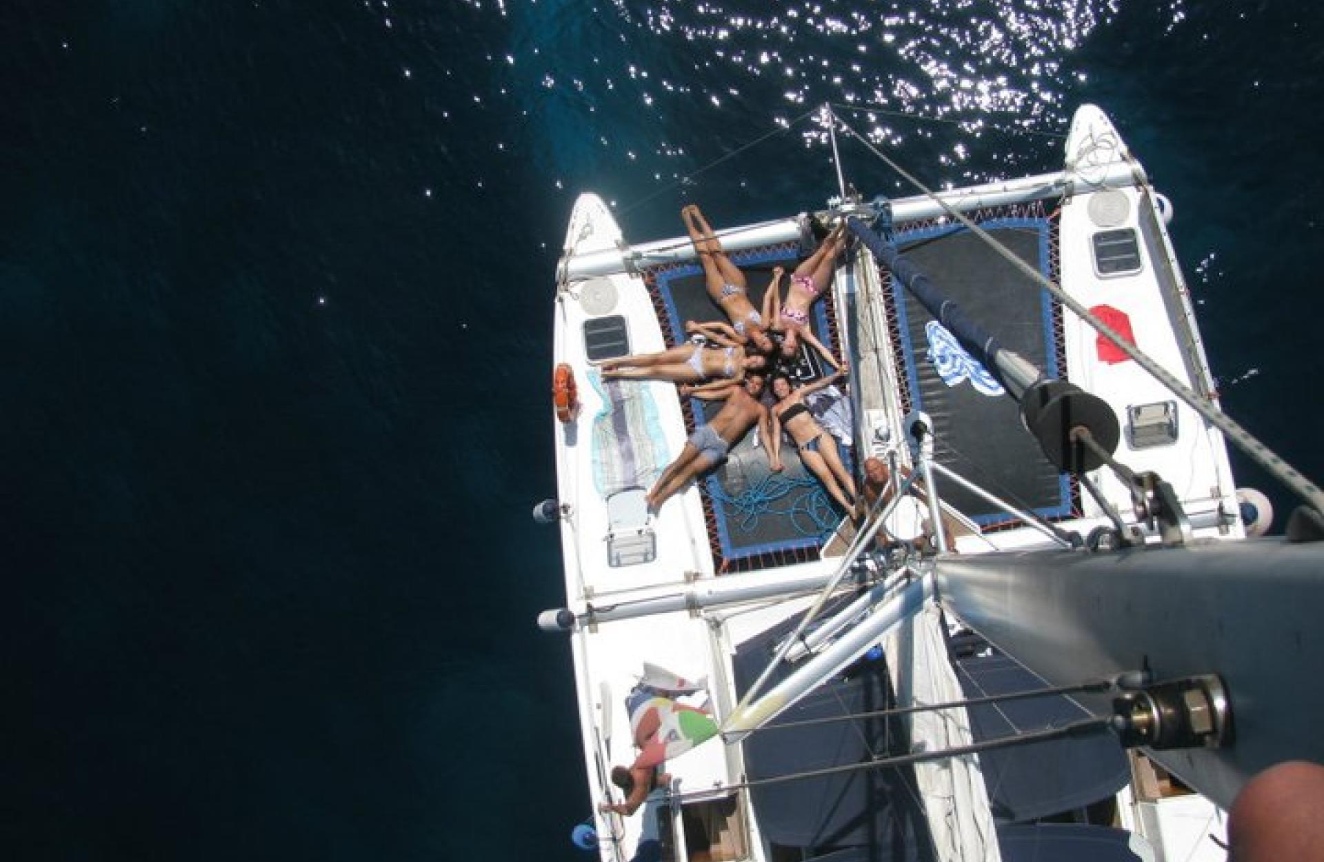 catamarano lady hawke vela puglia taranto corfù grecia charter