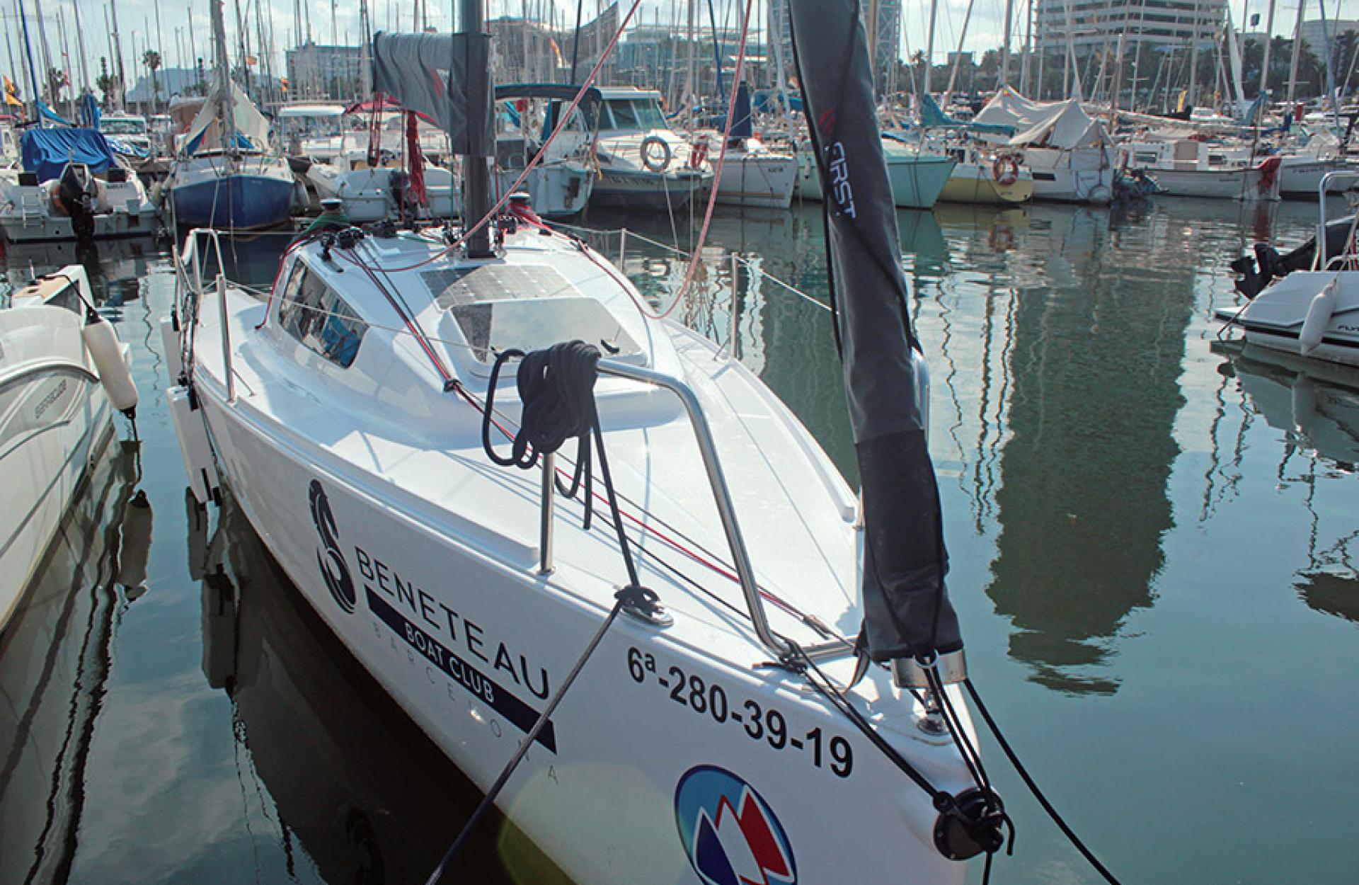 first beneteau racing sail boat barcelona spain day trip cherter sailing fast fun