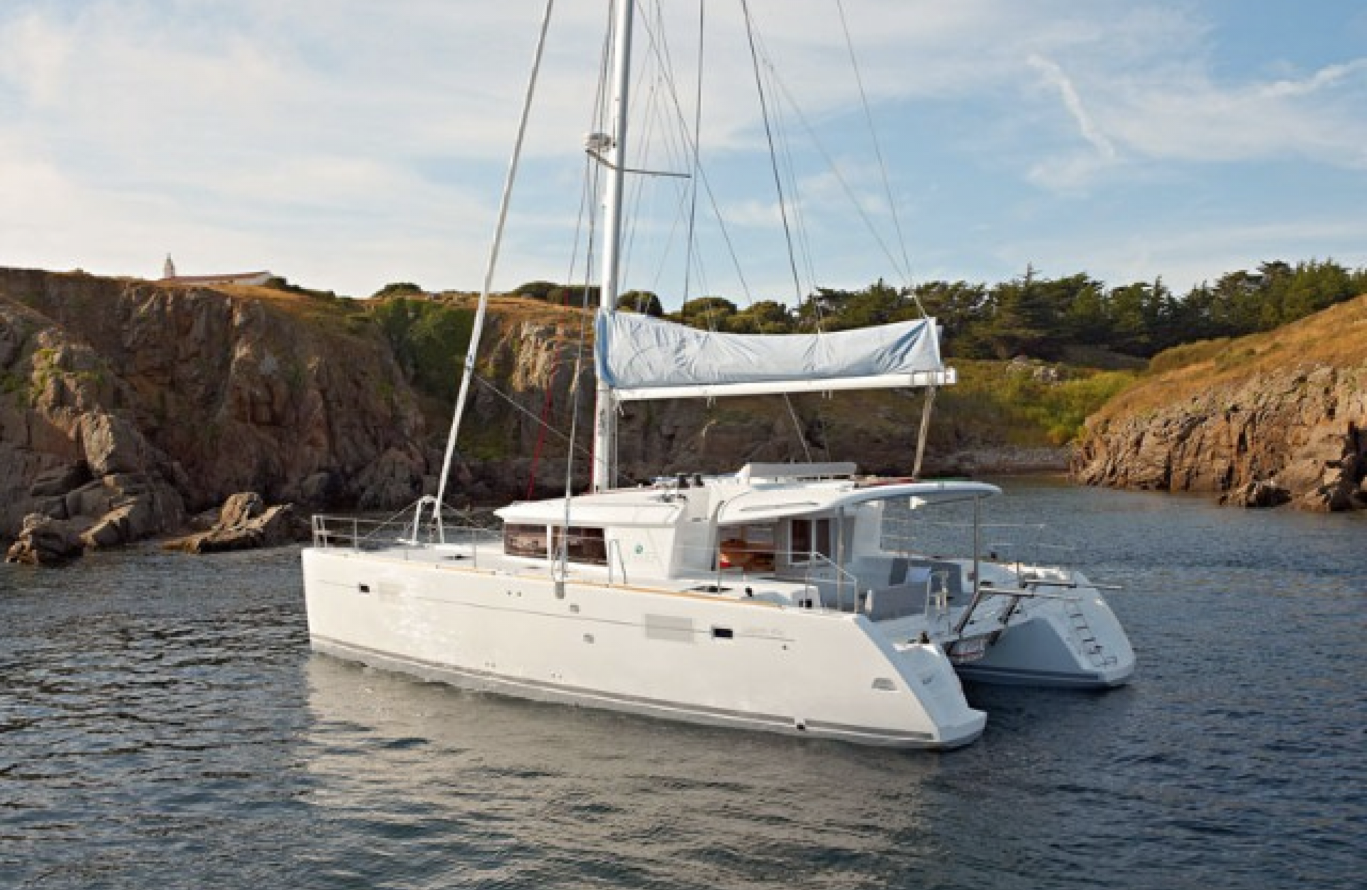 lagoon cat catamarano croatia croazia dubrovnik ragusa charter bareboat skipper vela sail adriatic
