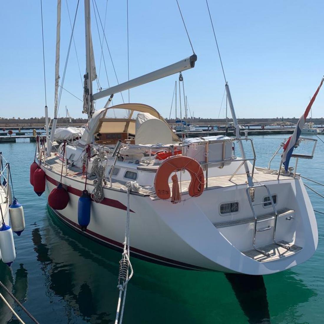 giornaliero giorno vela salento puglia santa maria leuca trip boat sail charter