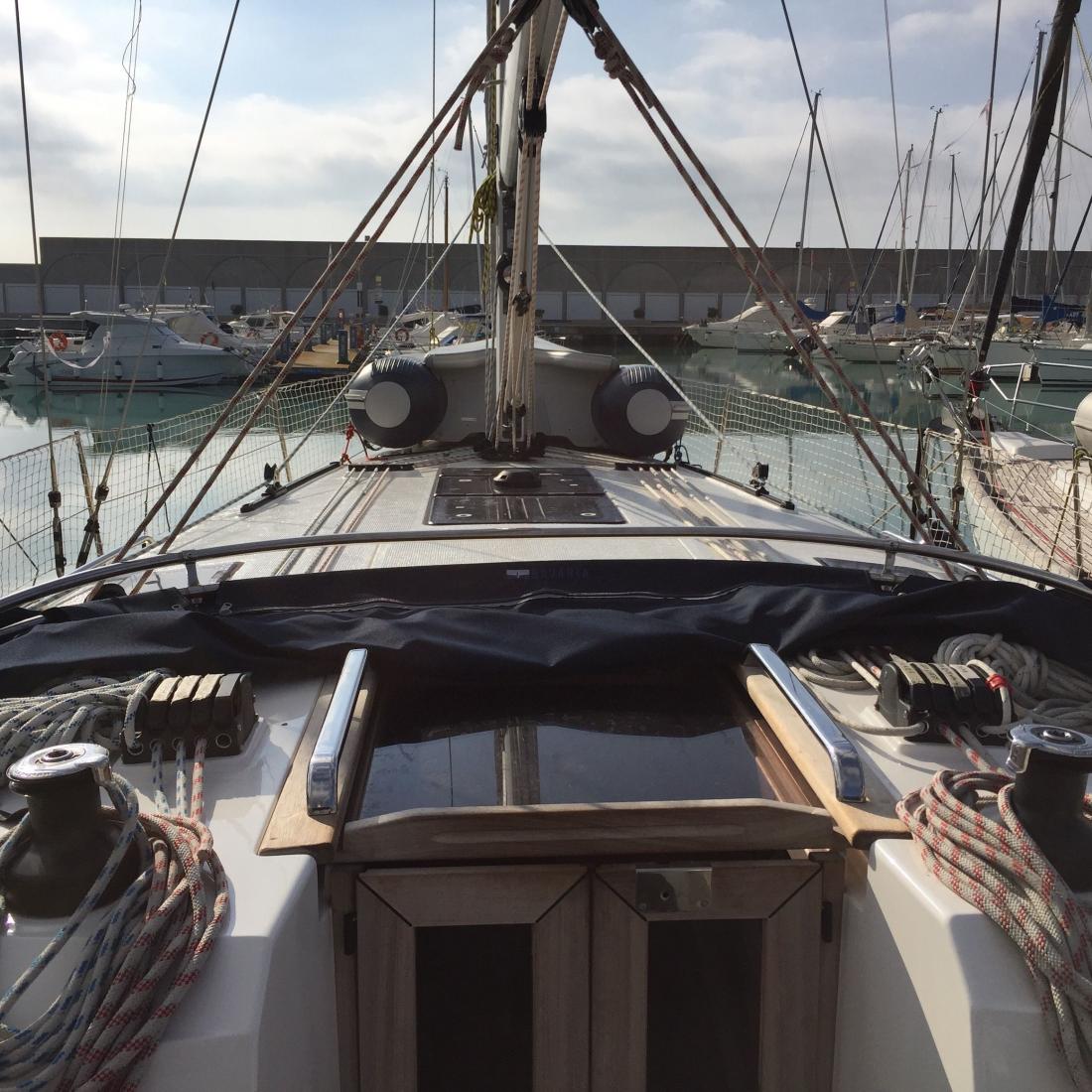 bavaria vela sail charter charter toscana rosignano elba capraia 