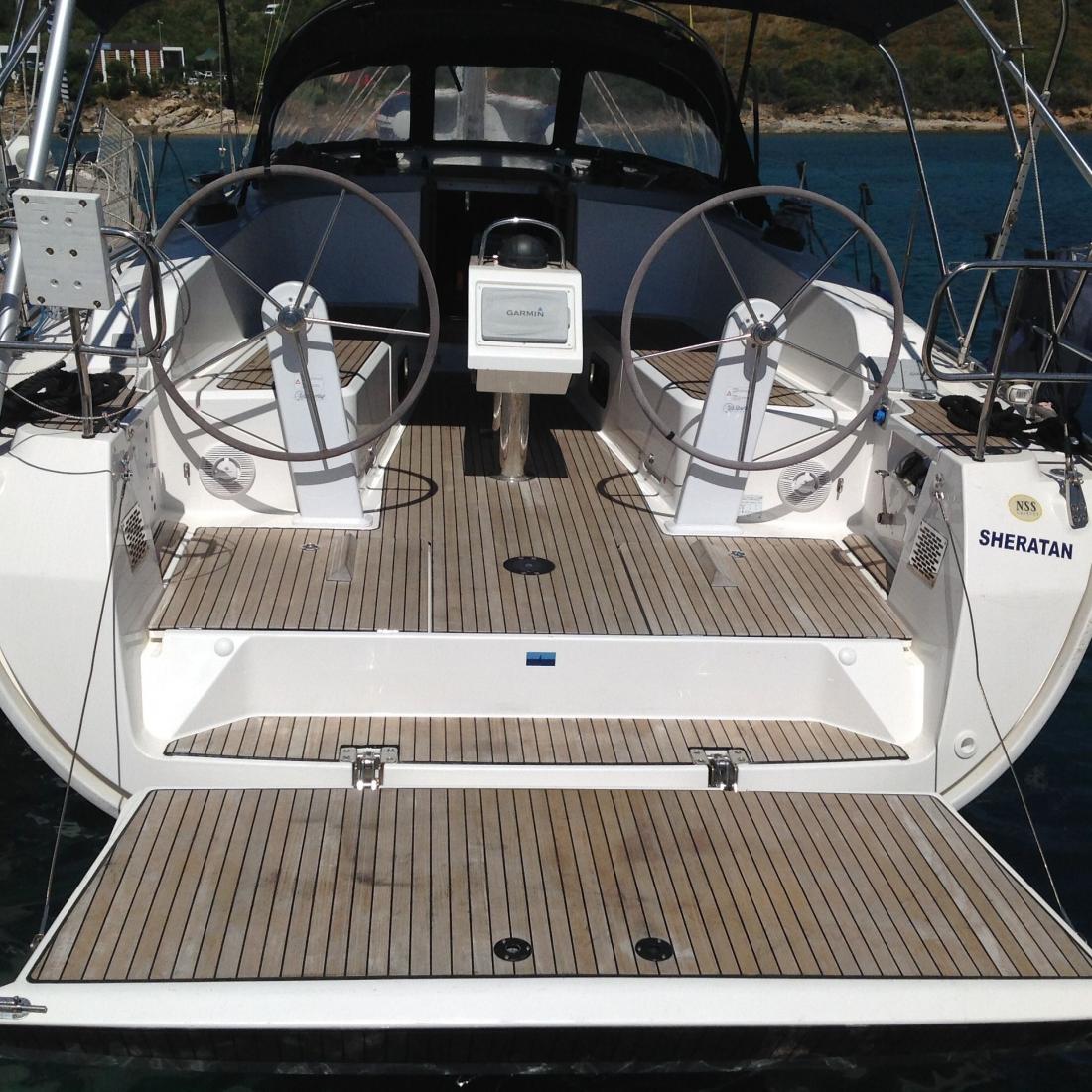 bavaria sail vela charter noleggio barca sardegna olbia italia costa smeralda vacanze
