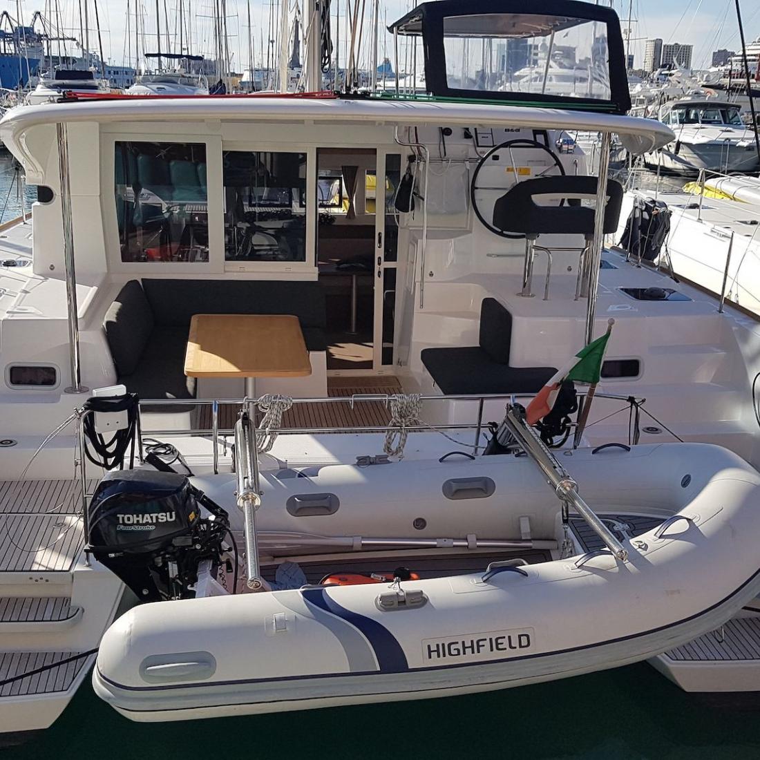 lagoon catamarano punta ala toscana charter barca vela skipper vacanze italia
