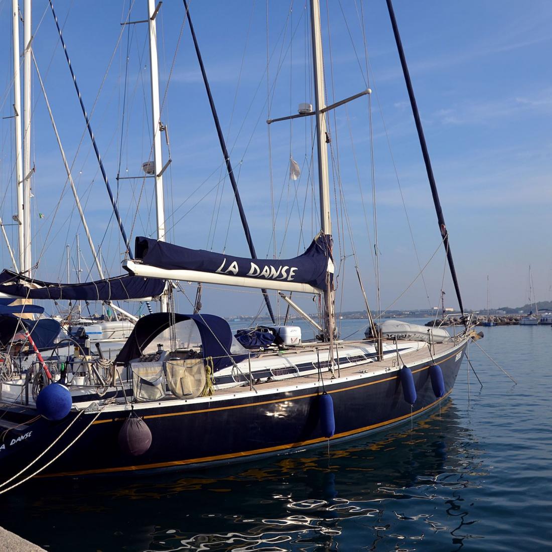 grand soleil 46 charter vela barca gallipoli salento san foca lecce puglia mare italia skipper
