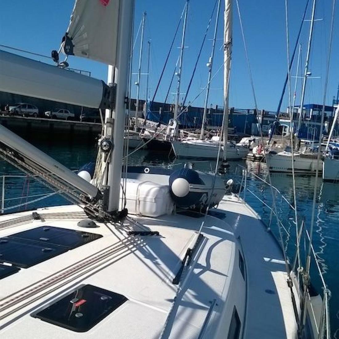 bavaria sail vela charter noleggio boat rend baleari maiorca spain