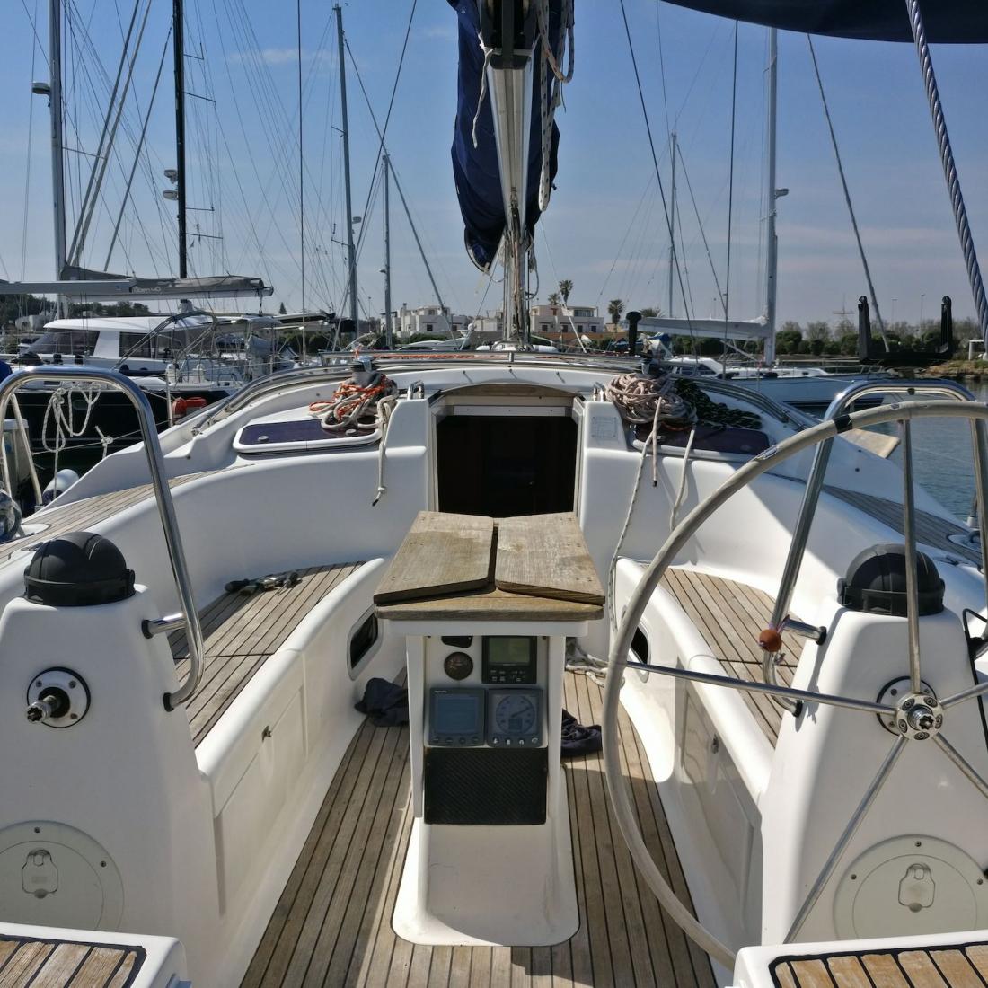 barca bavaria 50 mare puglia legge leuca otranto grecia crocera charter skipper vacanza mare italia
