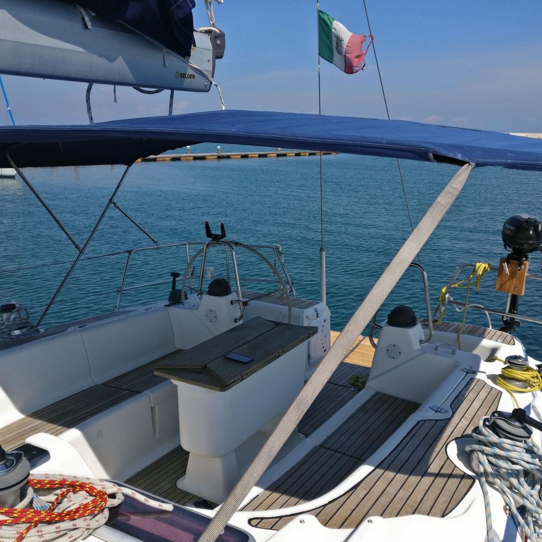barca bavaria 50 mare puglia legge leuca otranto grecia crocera charter skipper vacanza mare italia