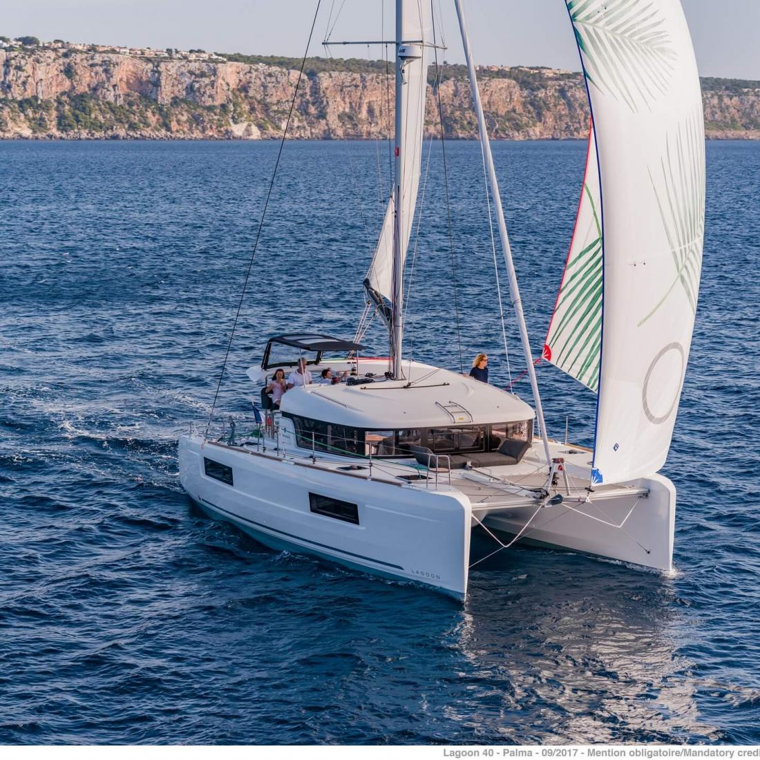 lagoon cat catamarano croatia croazia sibenik charter bareboat skipper vela sail adriatic