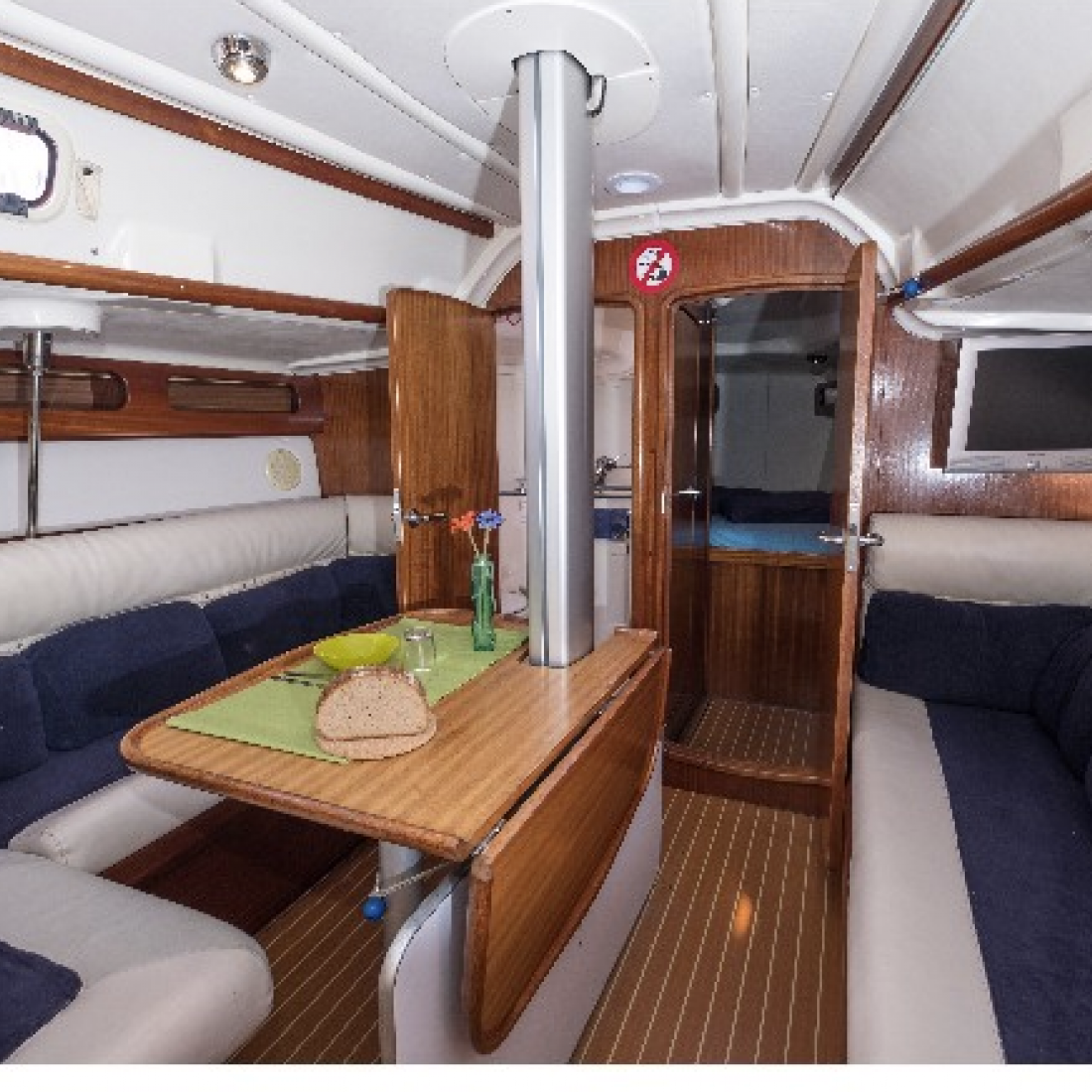 sail vela toscana elba capraia corsica charter