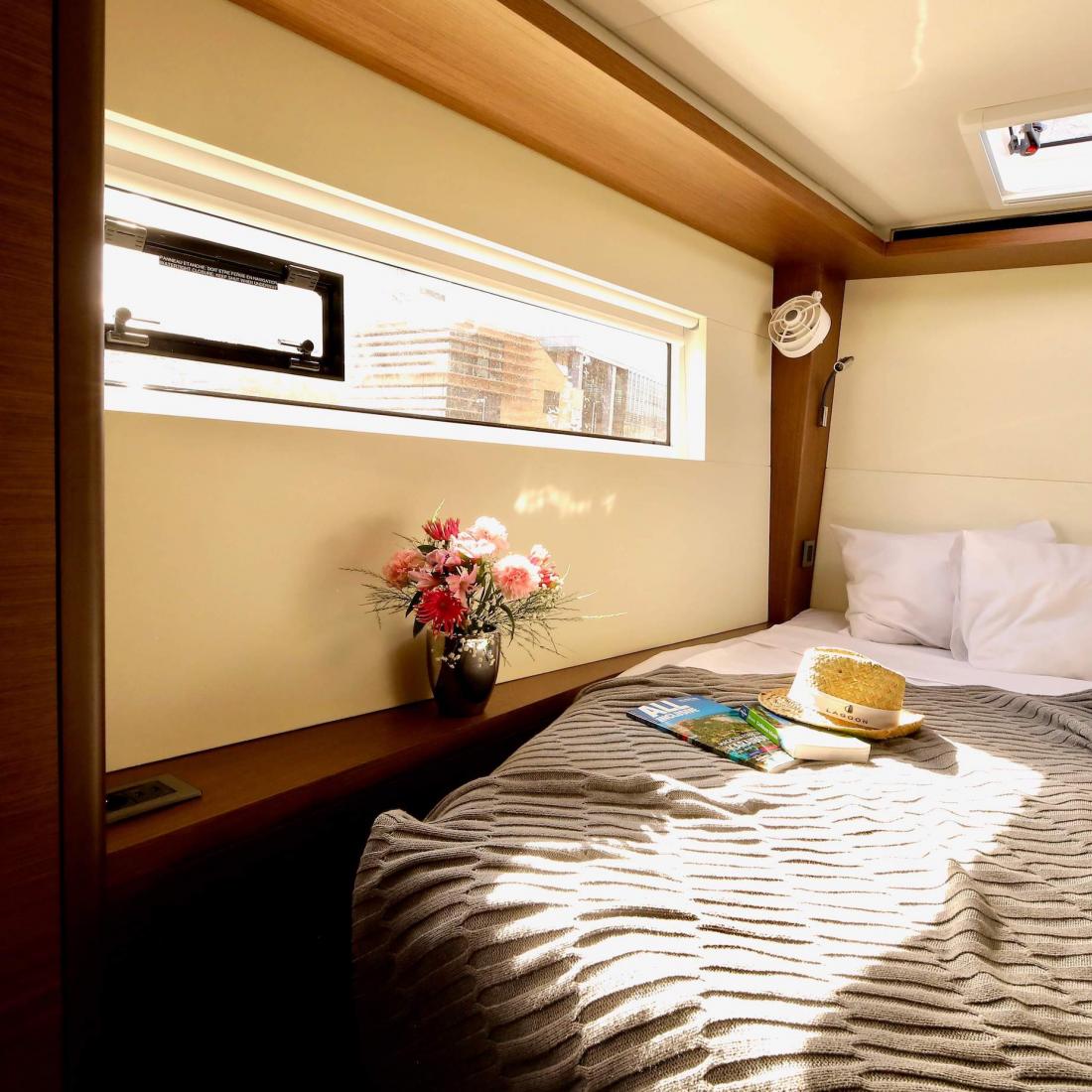 lagoon cat catamarano croatia croazia sibenik charter bareboat skipper vela sail adriatic