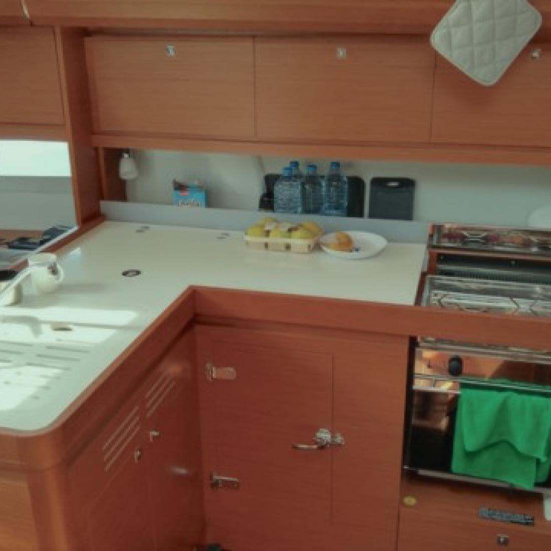 doufur vela sail charter toscana elba skipper bareboat