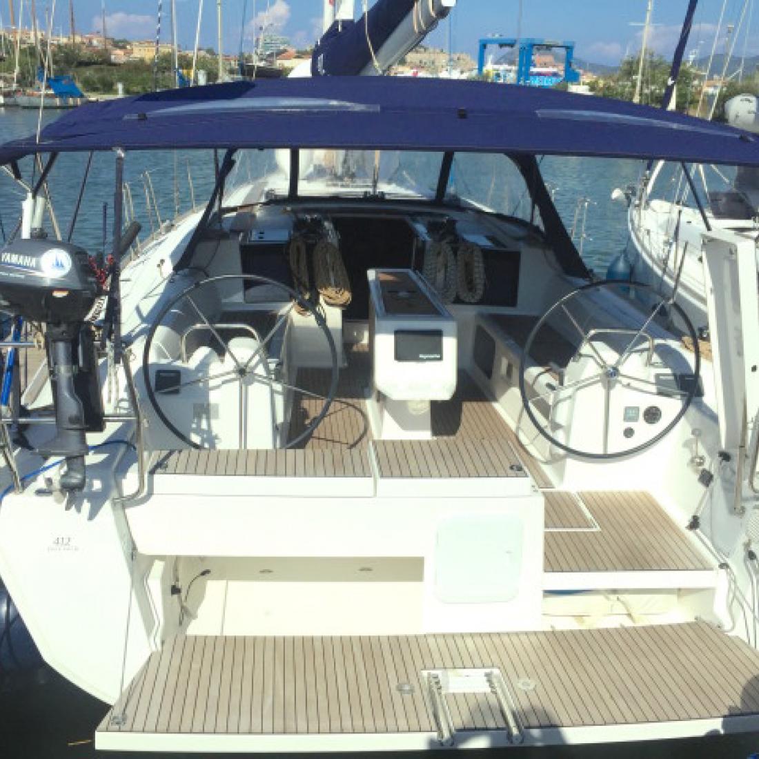 doufur vela sail charter toscana elba skipper bareboat