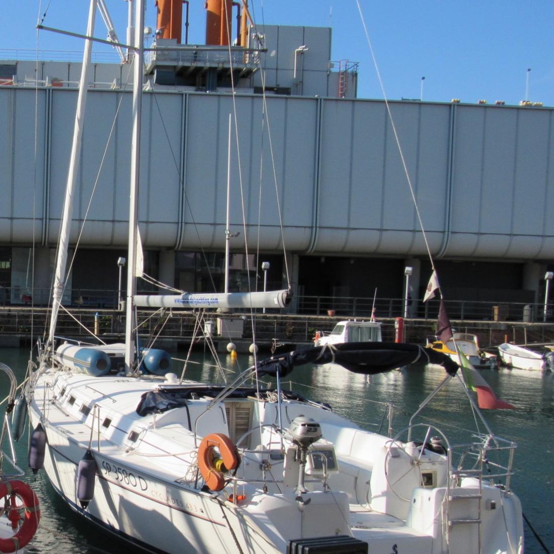 beneteau cyclades charter vela sail barca genova tigullio liguria skipper bareboat