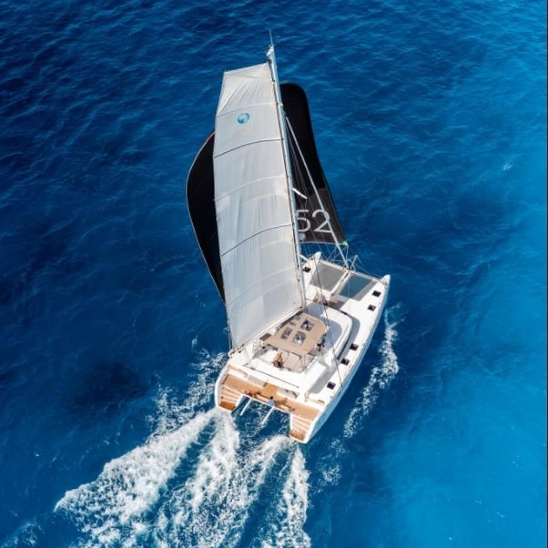 cata cat catamarano lagoon sicilia napoli sardegna egadi eolie