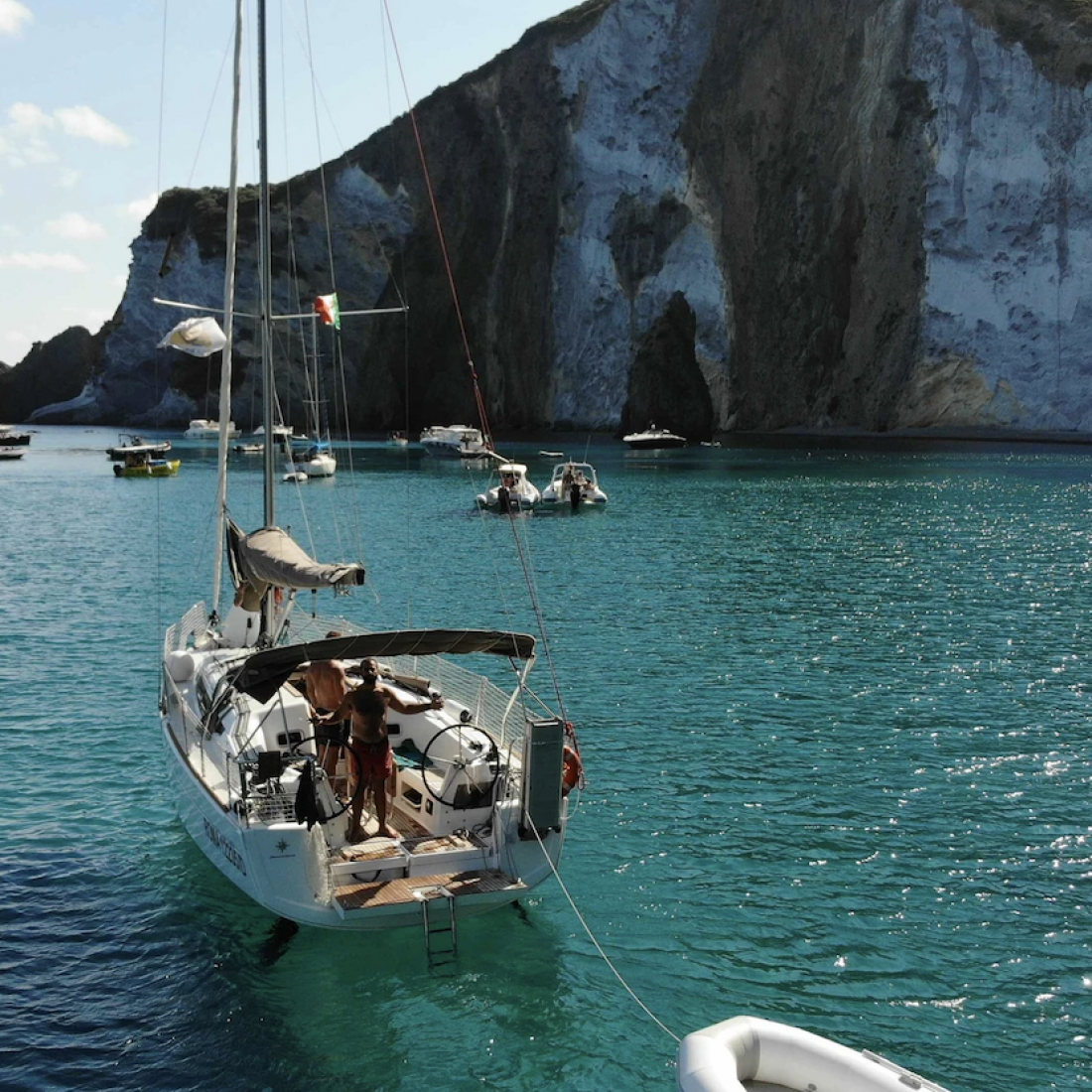 sun odyssey nettuno lazio pontine ponza palmarola vela charter