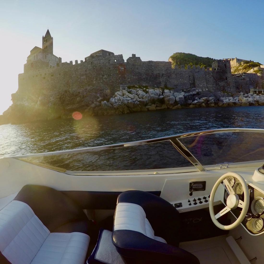 riva portovenere barca motore vacanza