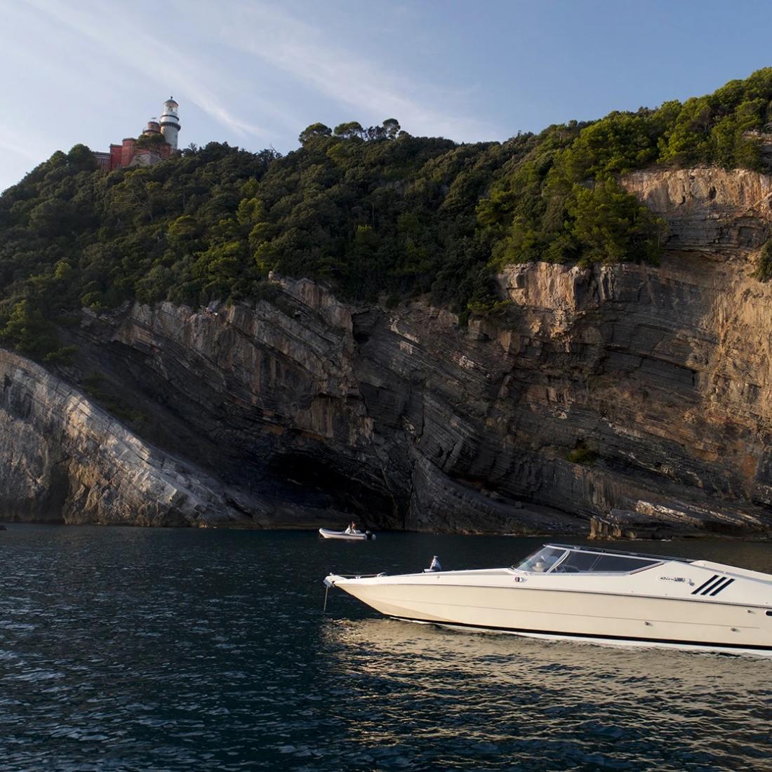 riva portovenere barca motore vacanza